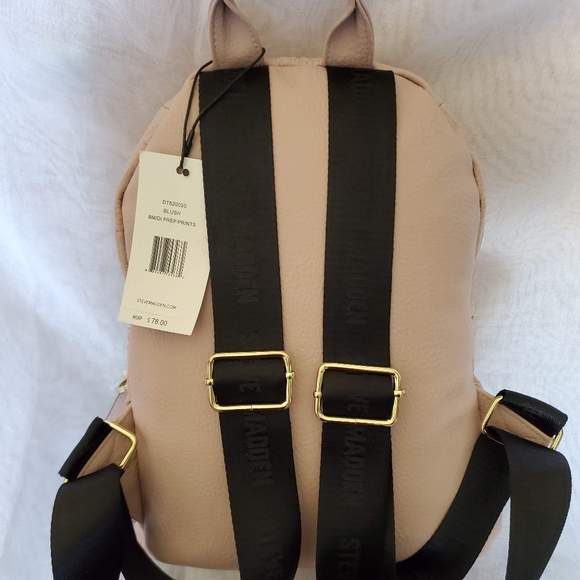 SOLD! NWT- Steve Madden Blush Backpack - Picture 3 of 8